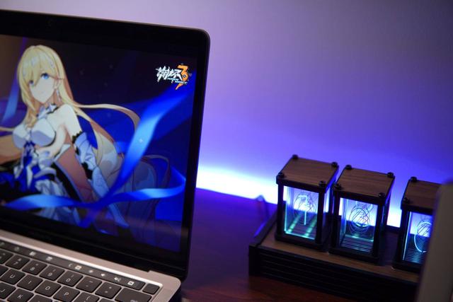 用光照亮书桌，让努力践行梦想，几光智能护眼台灯体验评测