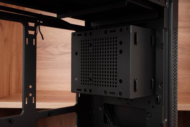 好久没有遇到令人心情澎湃的机箱了，先马趣造双平台搭建（上篇）