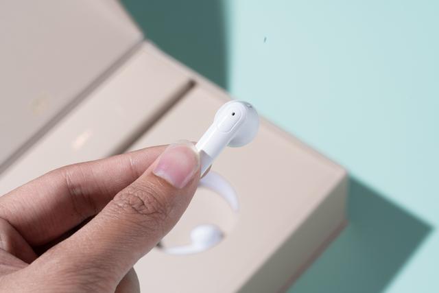 延迟低一点，再低一点。TWS耳机发展的方向