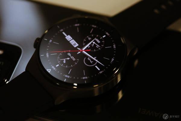 HUAWEI WATCH GT 2 Pro：独具气质，更具专业