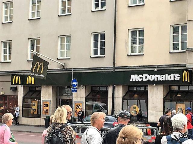 为什么欧洲的麦当劳颜色是绿色的？