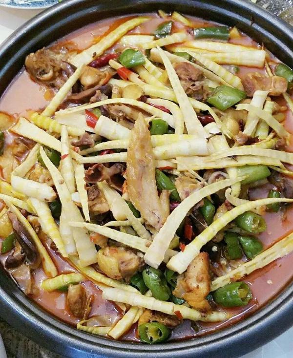 香椿|尝一口鲜，把春天吃进嘴里