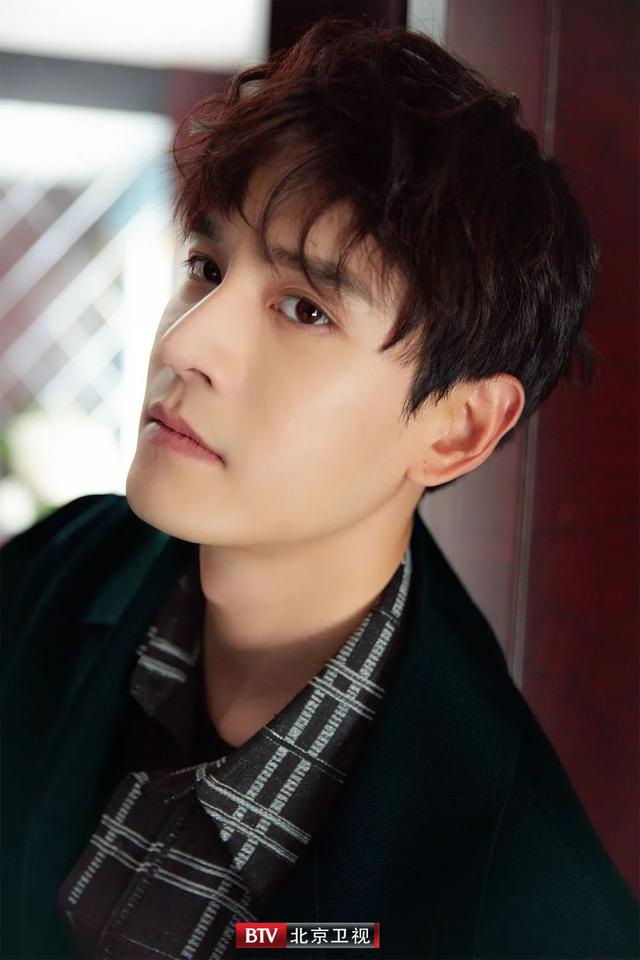 BTV《燃烧》热播 经超化身“解谜人”开启“素人查案”|北京卫视