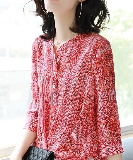 [第五大道]太漂亮了，当下巨火的“雪纺小衫”，精致又时尚，美得让人心动