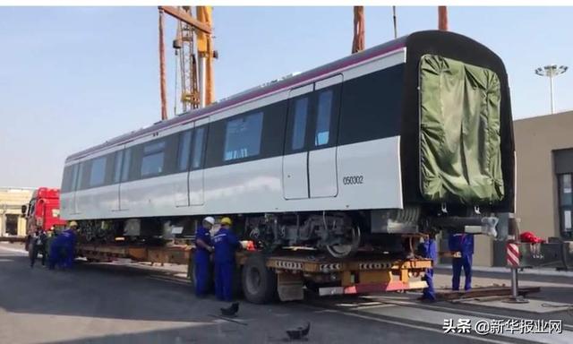 「新华报业网」自动唤醒、自动发车、自动停站……江苏首个全自动驾驶地铁列车来了!
