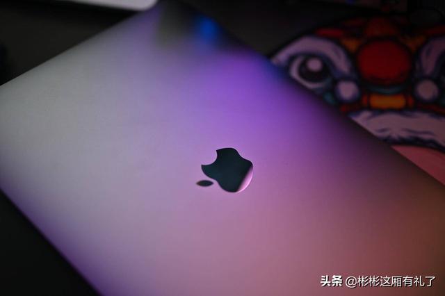 间隔5年的两台MacBook pro有什么区别？对比