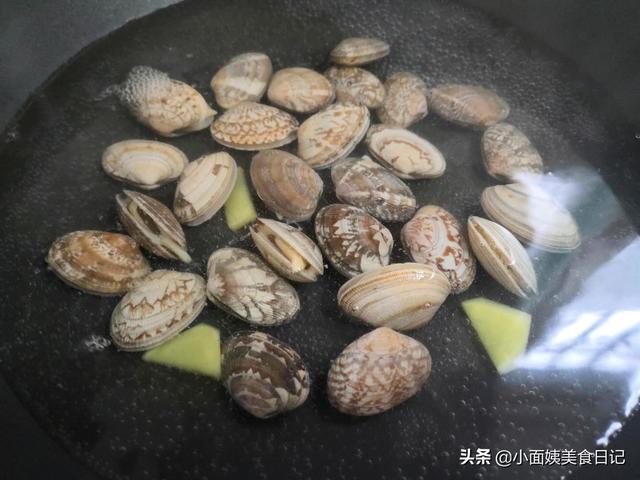 爱上你的微笑|儿子从小就爱吃这菜，16岁1米8身高，钙锌同补，个头猛长不发胖！