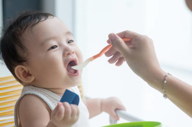 3种喂饭孩子的方法，劝诫父母平时少做，做的越多，孩子脾胃越弱