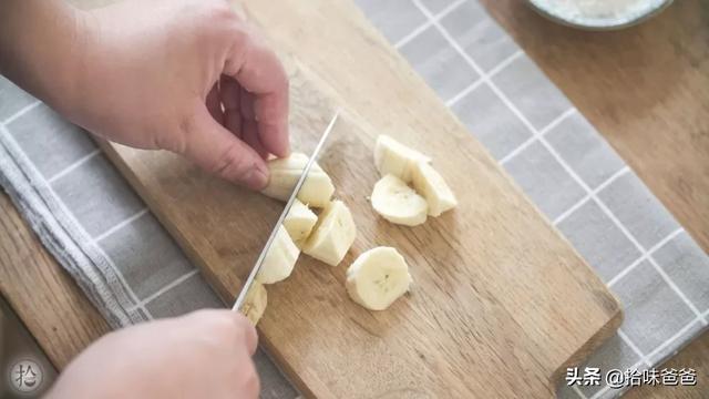 「超级宝妈」纯天然的食材做出来的健康辅食，正适合当小宝宝的手指食物