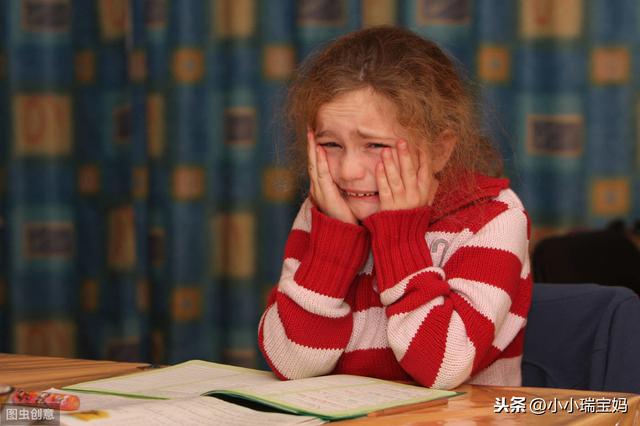 「超级宝妈」怎么回事？前一天摔伤，第二天才喊疼？