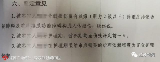 7岁女孩体内取出百颗结石，只因一年前这个动作，别让它毁掉孩子