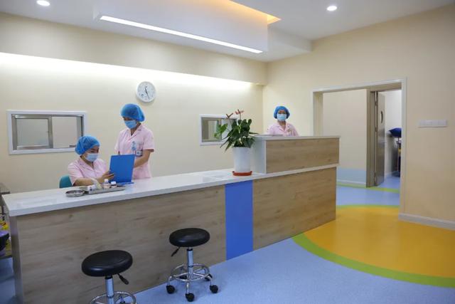 大眼睛的女孩|西安工会医院儿科医学中心正式试运营