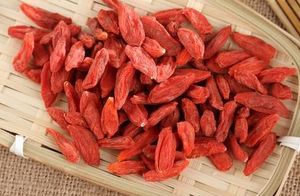 Do you know? Dry mouth at night, chewing goji berries before bed can be effective.
