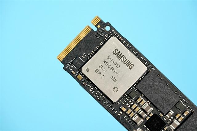 首款7GB/s SSD！三星980PRO 1TB评测：永恒的1.8GB/s缓外写入速度