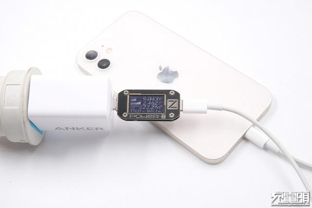 这里有49只65W充电器，给iPhone12充电效果如何？