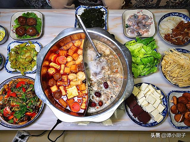 山东一家7口的生日宴，在朋友圈炸了，网友：看饿了，求蹭饭