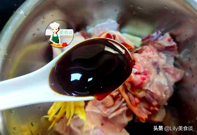 炖鸡肉时，多加“这三样”食材，鲜香营养，炖一锅大人孩子都爱吃