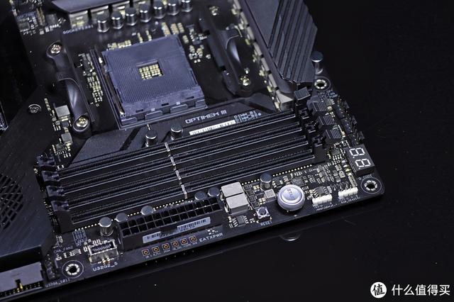 3A 平台加成，新三叉戟的最后一环—RX 6800显卡实测