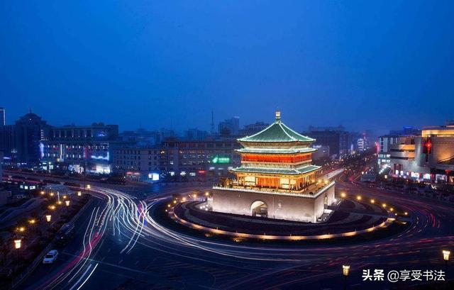 玩乐足迹：声扬九州的千年钟鼓楼