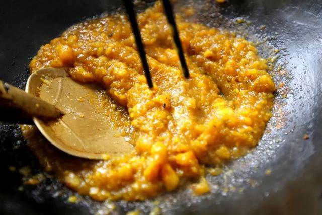 番芋|灶头上炒番芋芯，这口甜是嘉定人老底子的味道