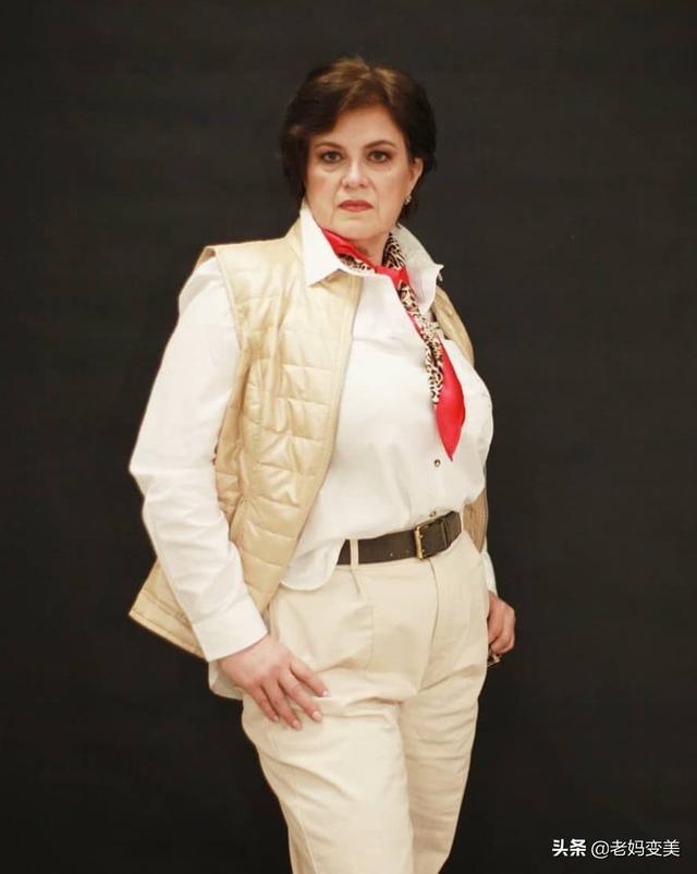 第五大道胖妈不敢穿白色?来借鉴这位俄罗斯博主的穿搭,其实方法就这几个