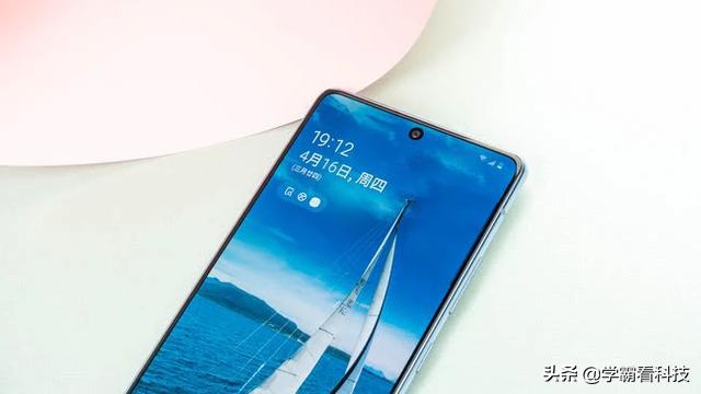 三星Galaxy A71，一款主打拍照的5G手机，你觉得如何