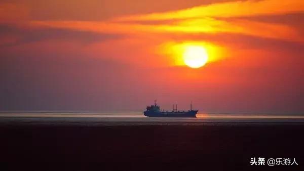 #行路万里#辽宁竟私藏了一片颜值超高的红海滩