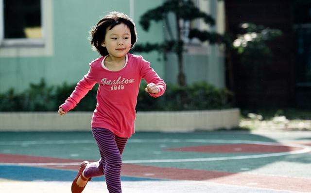 超级宝妈:交际能力如何培养?家长做好这3点,孩子将来远超同龄人一大截