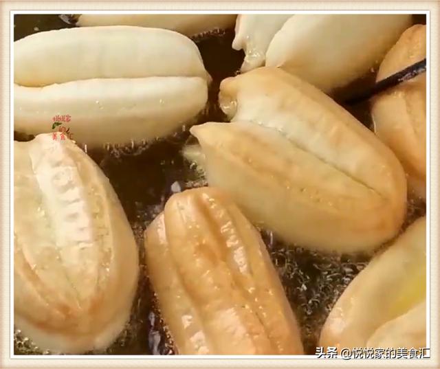 爱吃油条在家做，1碗面粉加1个鸡蛋，不放泡打粉照样个个酥脆