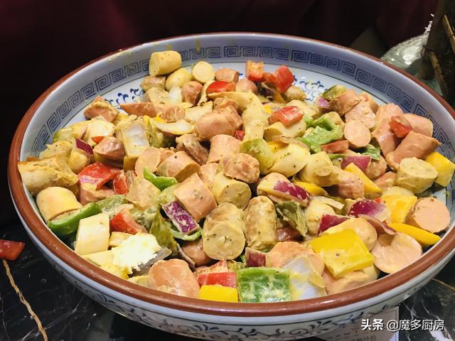 人均200+的五星级酒店自助餐，怎么吃才能回本？