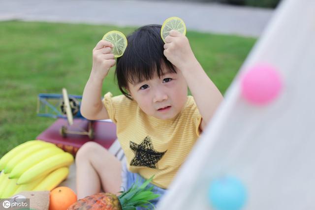 超级宝妈：孩子内向不善表达，爸妈学会这7招，轻松读懂孩子的小心思
