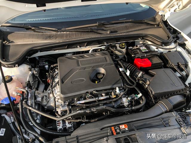 15万的旅行车，抢先试驾福克斯猎装版