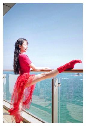 不明白小姐|《爱情公寓》里的诺澜你们还认识吗?现在“整容式开长”,太美了