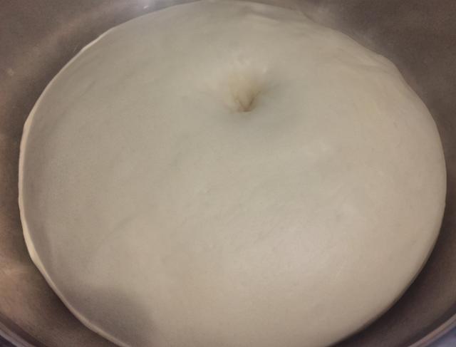 冬天发面速度慢？学会1招，30分钟发满盆，这方法馍铺老板都用