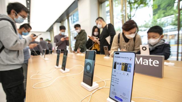 换华为还是继续使用iPhone？不妨看完这篇文章再做决定