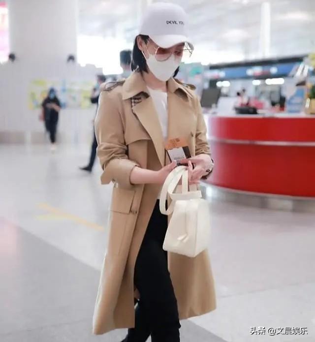 普拉达女王当红女明星中有着咖位，却很低调，看看有没有你心中女神