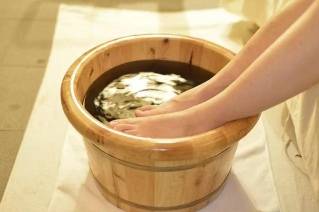 下肢|“小蚯蚓”亦可引发大问题 警惕“美腿杀手”下肢静脉曲张