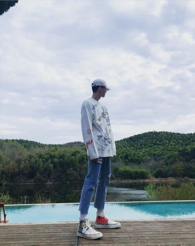 普拉达女王白敬亭|亭会穿 亭帅气