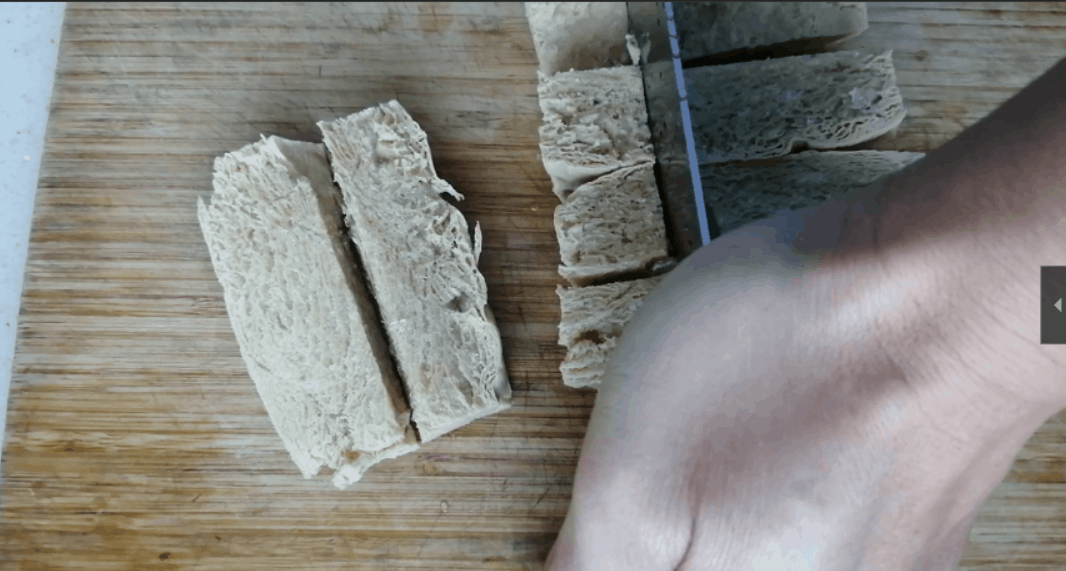 北方人的家常菜：海带白菜烧冻豆腐