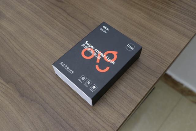 固态U盘怎么选？种草爱国者这一款：价格不贵，速度贼快