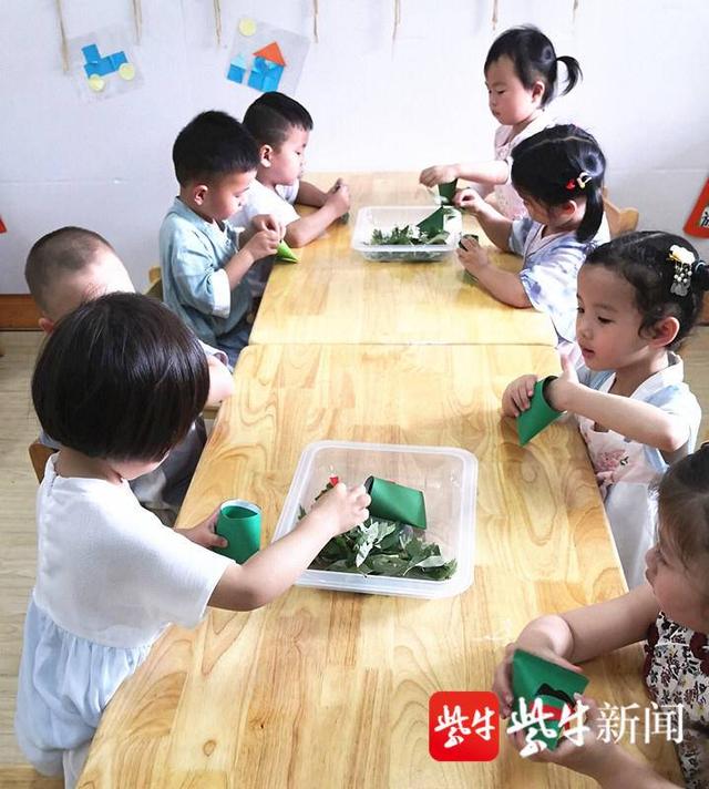 扬眼|“‘艾’意满满，我只‘粽’意你”，小朋友嘴里的“扬州十二红”馋到你了吗