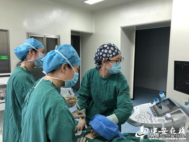 你的育儿经|双胎之一发育异常“射频消融”减胎术助孕妈妈保住健康胎儿