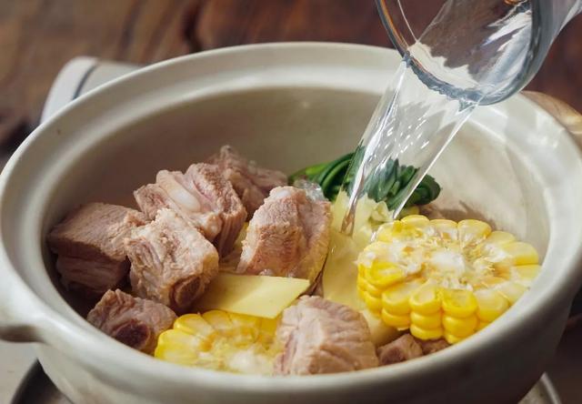 炖排骨，这“3香”不能放，排骨才又鲜又嫩，入味没腥味，太香了