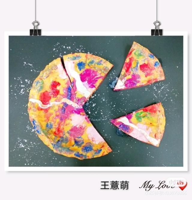 #你的育儿经#看到就想吃的美味披萨,是幼儿园宝宝们的绘画作品
