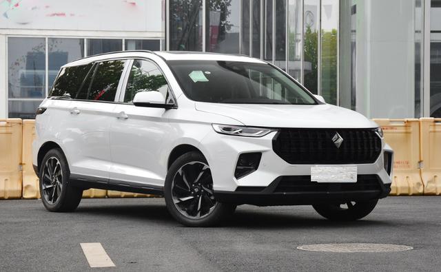 新宝骏打造大七座SUV，RS-7空间越级，有1.5T动力，适合家用