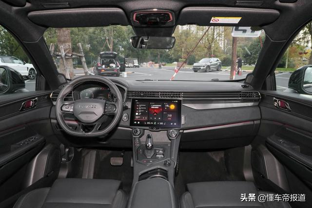 新车 | 运动属性更加鲜明 试驾新款领克01劲Halo四驱版