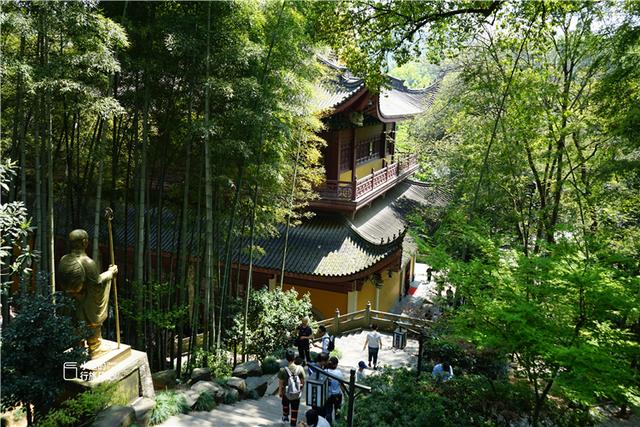 『玩乐足迹』浙江杭州“反差最大”的景点,游人向往的清静地,实则人潮汹涌