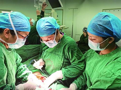 药物|劫后余生！一位女医生的自救与他救