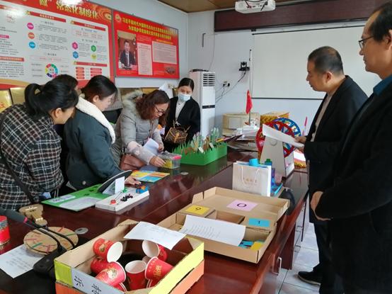 巧手妙思搞创意，信手拈来做玩具