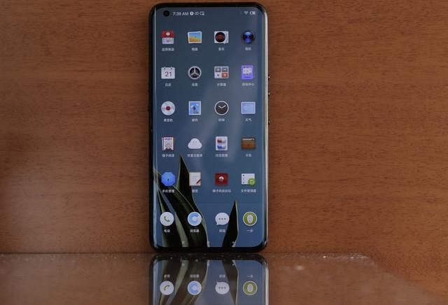 坚果R2测评，一亿像素+骁龙865，4499元卖贵了吗？